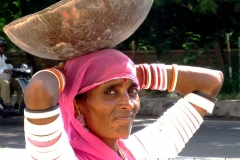 India másik arca-Útmunkás nő Jodhpurban